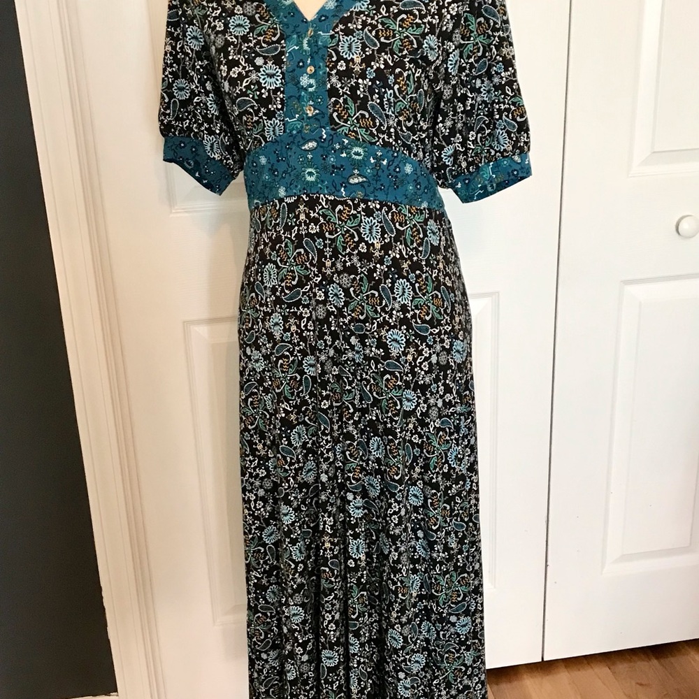 Gently Worn Loft Midi Dress with Back Tie Size M - Picture 6 of 10